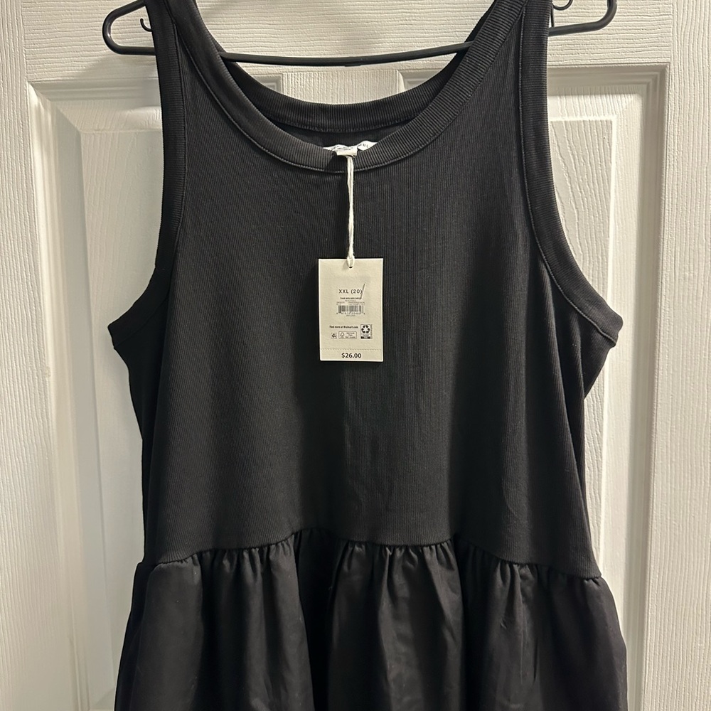 Elegant Black Midi Dress - Picture 4 of 6